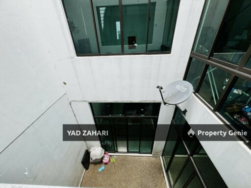 Aster Grove, Shah Alam | 3-Storey Superlink 5 Bedrooms | RM1.1M - Freehold, Below MV & Spacious Parking