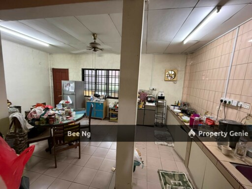 Taman Mutiara Rini / Jalan Utama / 2 Storey Terrace 20x90 / Full Loan / AAA Listing