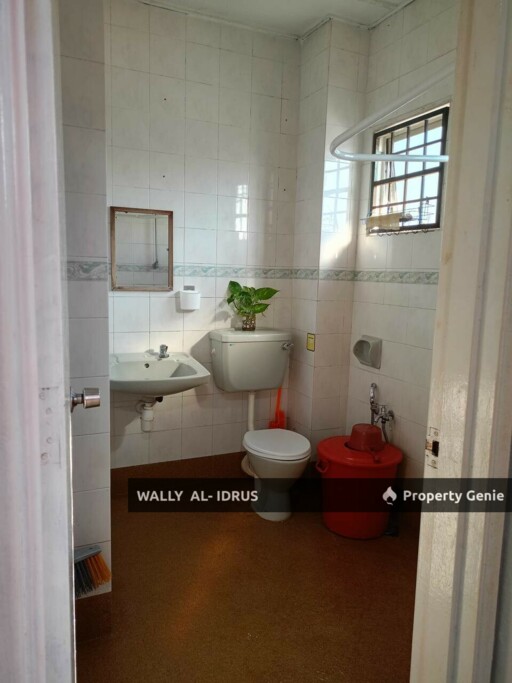 Double storey terrace house. Taman Utama Puchong
