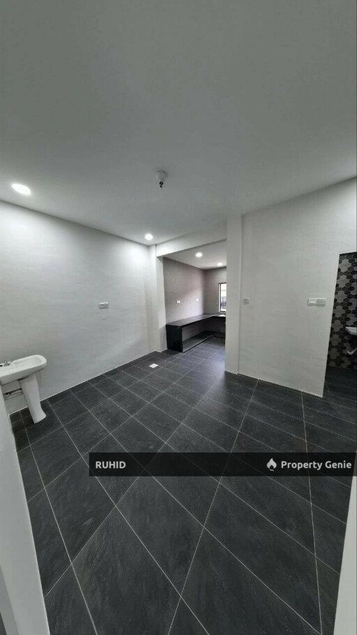 Bandar Putra Kulai Single Storey Terrace House 24x75 Unblock View