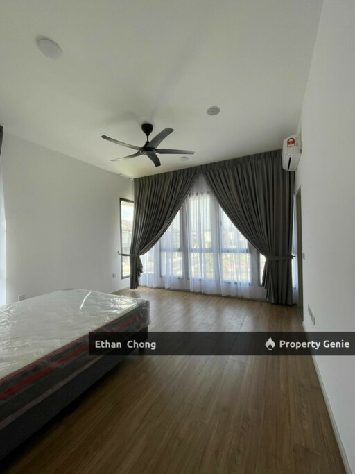 ELMINA GARDEN DOUBLE STOREY END LOT FOR SALE
