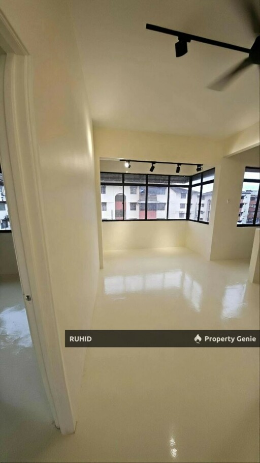 [RENOVATED] FLAT JALAN CAMAR, TAMAN PERLING