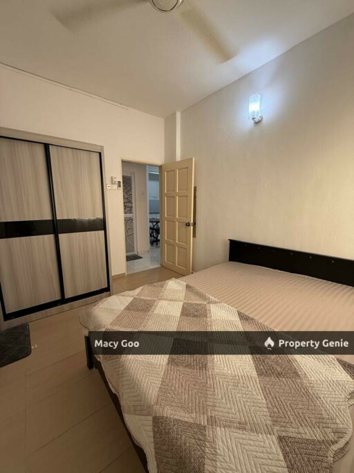 Kiara Apartment Batu Berendam