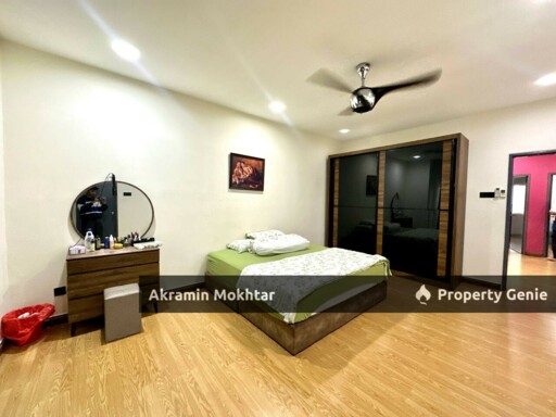 Freehold & Renovated | Double Storey Terrace Viola Alam Impian, Shah Alam