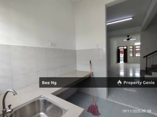 Taman Pulai Indah / 1.5 Storey Terrace / Full Loan
