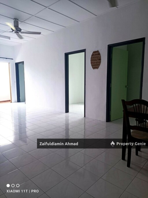 Convenient Living: Pangsapuri Putra Indah Near MRT & Amenities