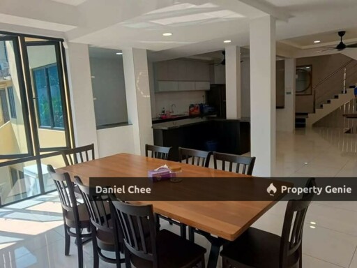 Meru Valley Golf Club Fully Furnished Town House 2.5 Storey For Rent