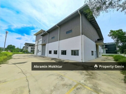 CORNER 2.5 STOREY DETACHED FACTORY TO LEASE Saujana Teknologi Rawang STR