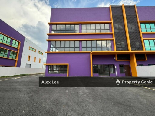 Satria Industrial Park Semenyih Three Storey Semi D Factory For Rent