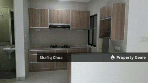 Well Kept 3 Storey Se3 Sunway Eastwood, Seri Kembangan For Sale
