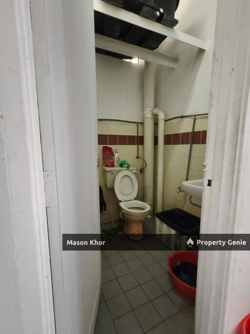 BAYAN PERMAI APARTMENT TOP FLOOR 915sf BARE UNIT BAYAN LEPAS