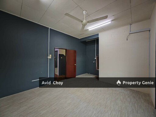 Desa Tebrau, 2 Storey Terrace House (Lower Price)