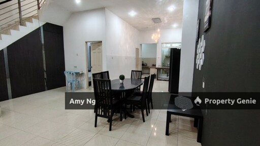 FreeHold Facing Field 2.5 Storey Botani
