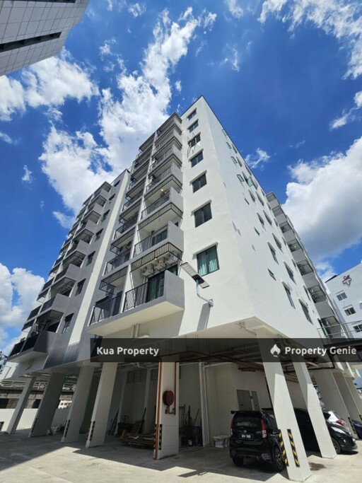 Kenny Hill Residence 2 Apartment (Studio Unit) For Rent! Located at Kenny Hill, opposite Swinburne