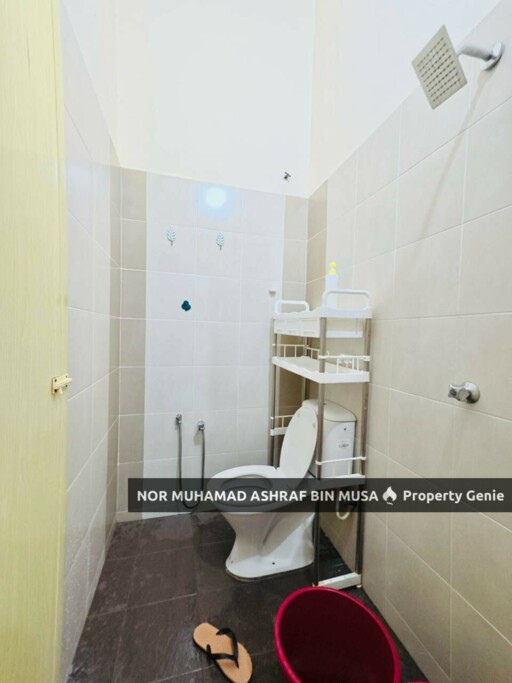 Rumah Berkembar Setingkat Taman Kubang Rotan Jaya