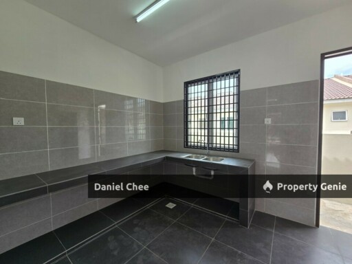 Botani New SIngle Storey Terrace House FOR RENT