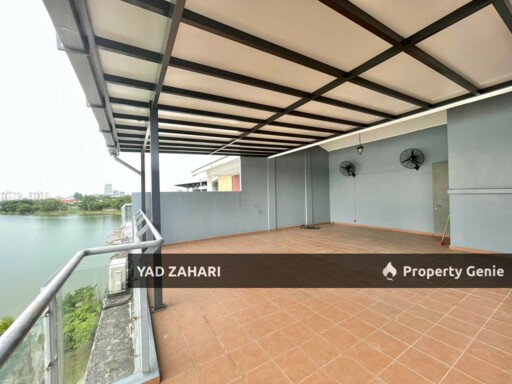 Taman Tasik Prima, Puchong | Townhouse 5 Bedrooms | RM890K - Fully Furnished, Roof Deck Facing Lake View & Spacious Built Up