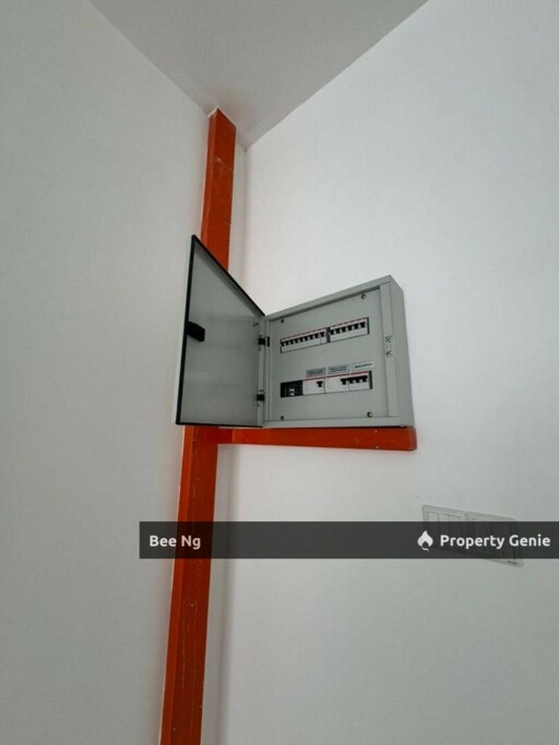 Taman Industry Jaya/1.5 Storey Terrace Factory/Unblock View/Brand New