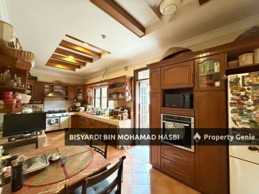 Renovated 2 Storey Bungalow, Seksyen 11 Petaling Jaya, Kuala Lumpur.