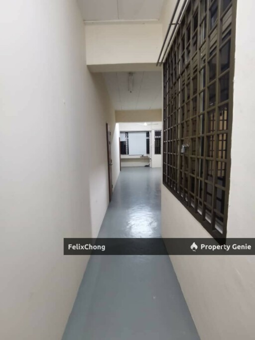 Taman Daya Double Storey Shop Lot,Jalan Nipah,Johor Bahru,High Roi