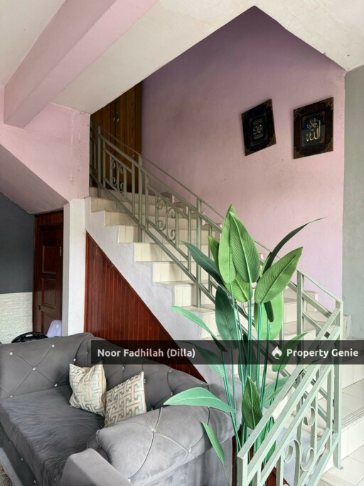 Double Storey House Taman Desa Anggerik Nilai