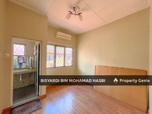 FACING OPEN 2 STOREY CORNER LOT, JALAN PALADIUM, SEKSYEN 7 SHAH ALAM .