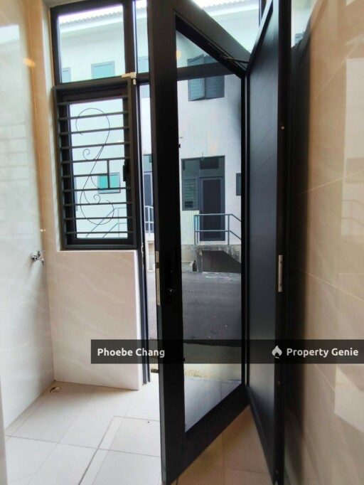 Bandar Seri Botani, Seri Dahlia Double Storey Terrace House For Sale