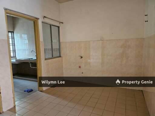 🏡 2-Storey Terrace House @ Taman Kajang Perdana – For Sale - Taman Kajang Perdana 💰 Asking Price: RM540,000 (Negotiable) 🔑 Property Details:  Double Storey Terrace House 4 Bedrooms | 3 B