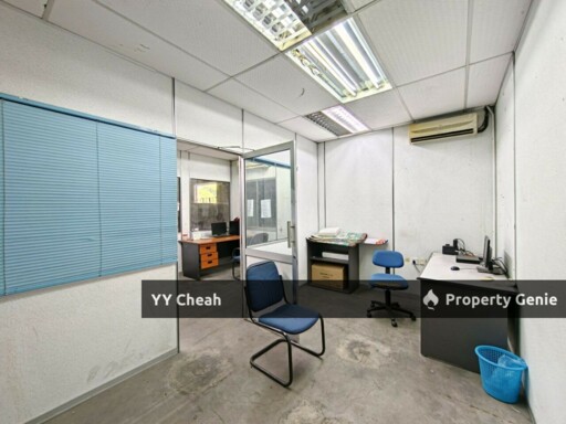 Semi-Detached Factory (Corner Lot) For Rent  Kawasan Perindustrian Pengkalan, Ipoh 1 Acre with CCC