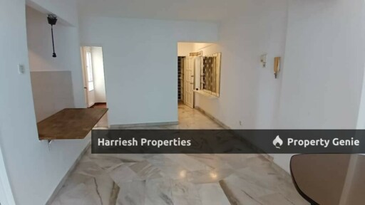 Corner Unit Unblock View, Newly Painted & Partially Renovated- Danau Idaman Condo Tmn Desa