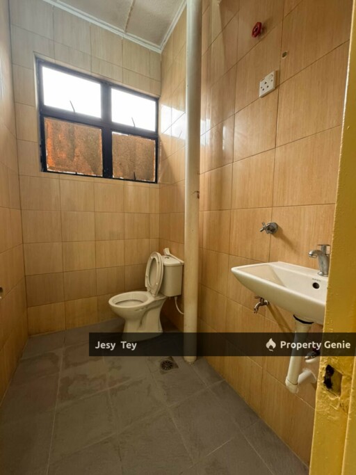 Desa Cemerlang (2 Storey Terrace House For Sale)