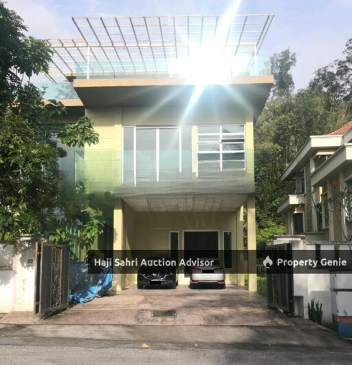 2.5 Storey Detached House RM210 psf  Address  No. 33, Jalan Siantan, Templer Villas, Perangsang Templer Golf, 48000 Rawang, Selangor  Reserve Price RM 2,340,000 RM1,200,000