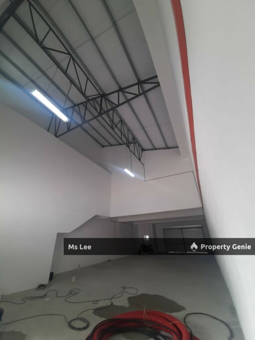 1.5 storey factory-Spring Crest Industrial Park @ Batu Caves-Good for investment Roi 4.5%