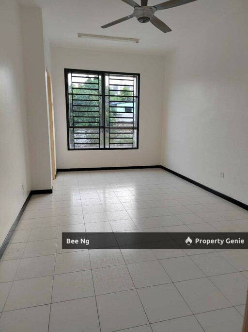 Taman Aman Larkin / 2.5 Storey Terrace G&G
