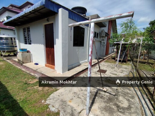 Freehold & Renovated | Single Storey Bungalow Taman Sentosa @ Lukut Port Dickson
