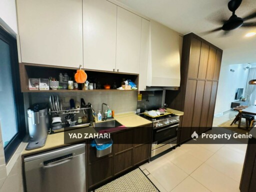 Elmina Green 5, Shah Alam | 2-Storey Terrace 4 Bedrooms | RM870K - Renovated & Partly Furnished