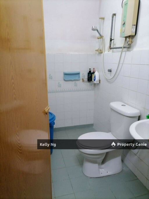 Double Sty House At Bayu Perdana For Sale