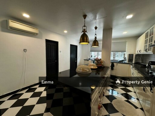 Lakeside Puchong 2 Storey For Sales