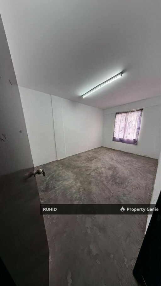 Flat Sri Lanang, Taman Desa Tebrau For Sale – 3 Bedrooms 2 Bathrooms