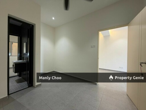 FREEHOLD Single Storey Terrace Bukit Serindit Semabok Ujong Pasir TOWN