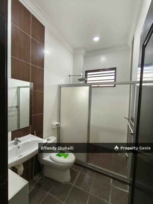 BANDAR SERI PUTRA PUTRA HILLS BUNGALOW