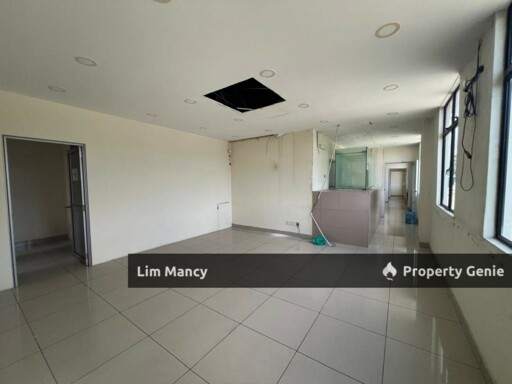 Kawasan Perindustrian Taman Johor Adjoining Semi Detached Light Industrian For Sale/For Rent