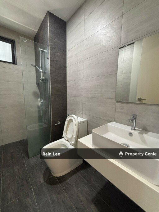 Fully Furnished Include WiFi & Parking Lot / 2Rooms Unit for Rent / Nearby MRT & LRT Station