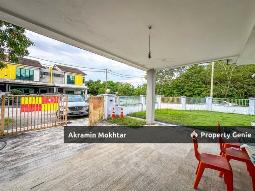 Freehold | 2 Storey CORNER LOT TAMAN SEMENYIH PARKLANDS, BERANANG