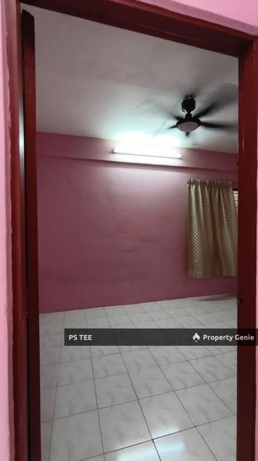 Medium Cost Apartment @ Villa Sentosa