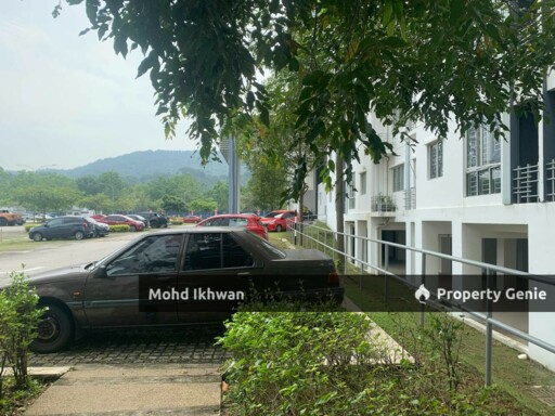 Seri Baiduri Apartment Setia Alam Fully Furnished