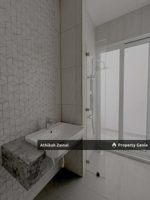 Serene Mont Kiara | 3 Storey Superlink Home With 6 Bedrooms