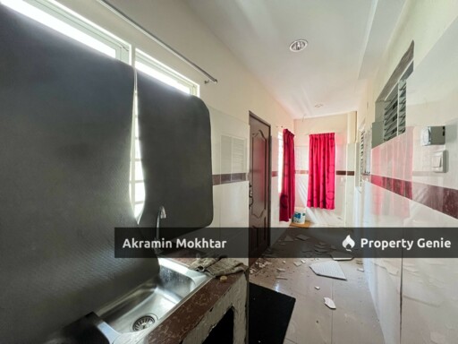 End Lot 2 Storey Link House Jalan Setia Perdana U13/27E Setia Alam