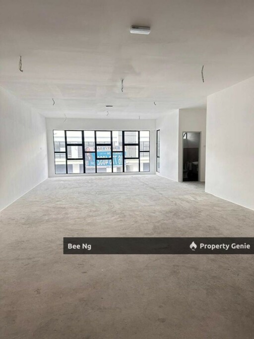 Taman Industry Jaya/1.5 Storey Terrace Factory/Unblock View/Brand New