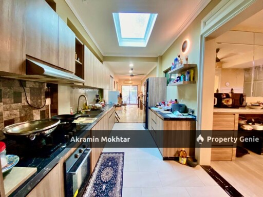 Freehold & Partially Furnished | Double Storey Bungalow [CORNER] Jalan Kent Kampung Datuk Keramat KL